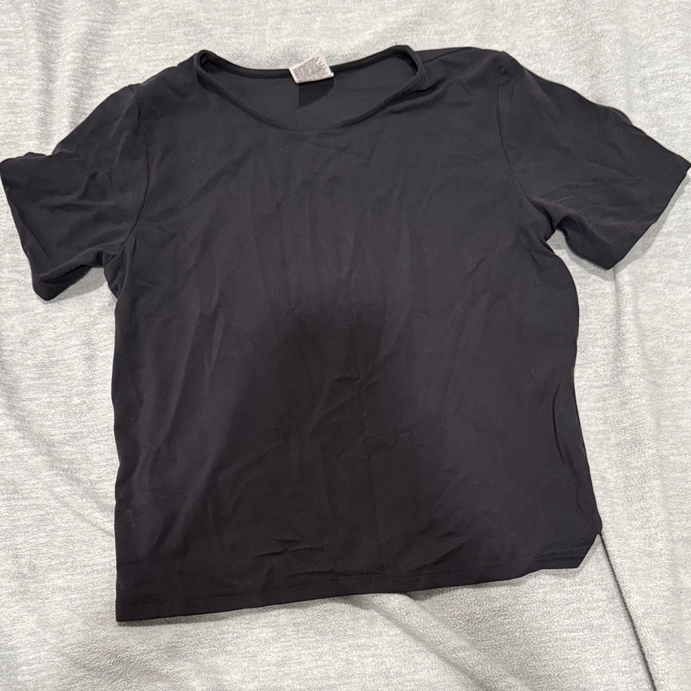 All in Motion Black Short Sleeve Tee